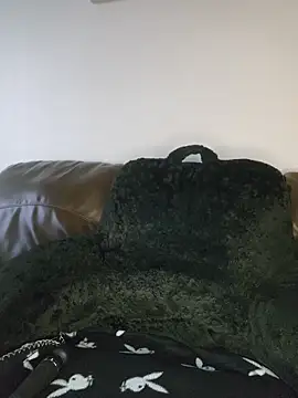 TattedMamaXOXO online show from 10.20.25