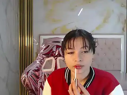 shalon diaz s online show from 02.13.25