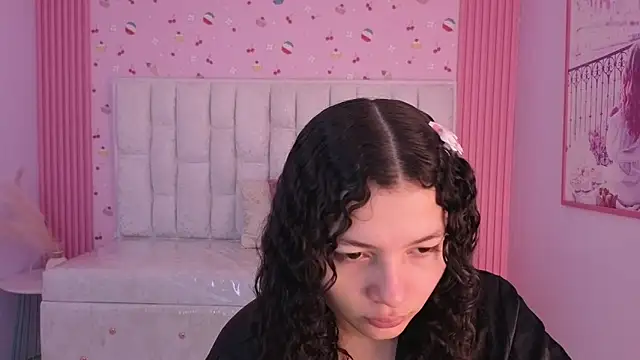 Snapshot of shalon_diaz_s chatting on 02.13.26 shalon diaz s online show from 02.13.26