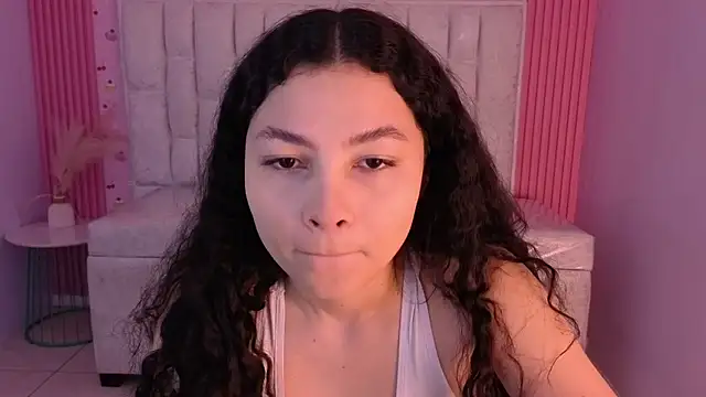 Snapshot of shalon_diaz_s chatting on 02.19.26 shalon diaz s online show from 02.19.26