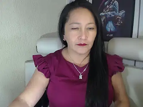 JULIANAWET69 online show from 12.27.24