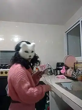 Snapshot of GinnyDelice chatting on 02.21.25 GinnyDelice online show from 02.21.25