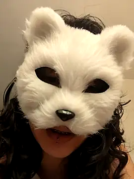 Snapshot of GinnyDelice chatting on 03.07.25 GinnyDelice online show from 03.07.25