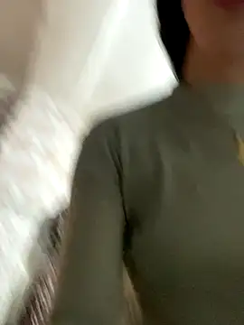 Snapshot of majdolin78 chatting on 11.26.25 majdolin78 online show from 11.26.25