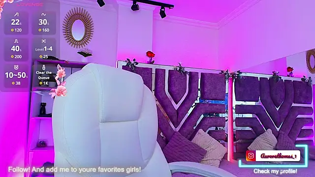 Aurora thomas  1 online show from 01.22.25