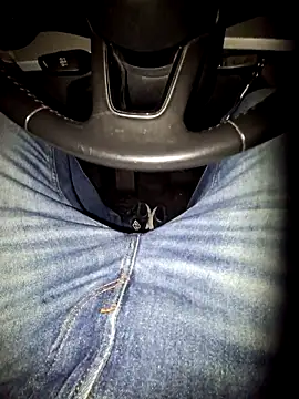 Nzino1983 online show from 03.23.26