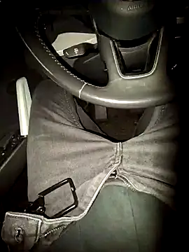 Nzino1983 online show from 03.27.26