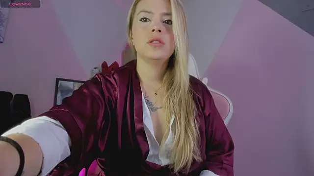 RayaCarr  online show from 11.27.25