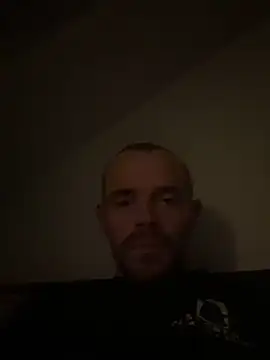 Snapshot of wyattstone chatting on 12.15.25 wyattstone online show from 12.15.25