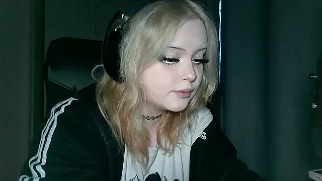 Electro doll online show from 02.10.25