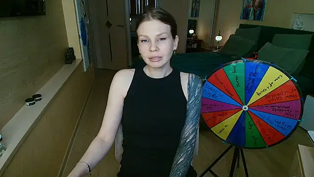 Snapshot of ReginaSparkle chatting on 04.14.26 ReginaSparkle online show from 04.14.26