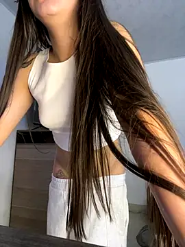 astrid  online show from 10.18.25