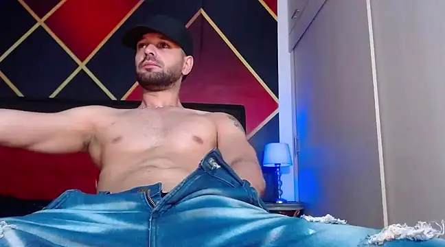 Cristian white online show from 03.17.25