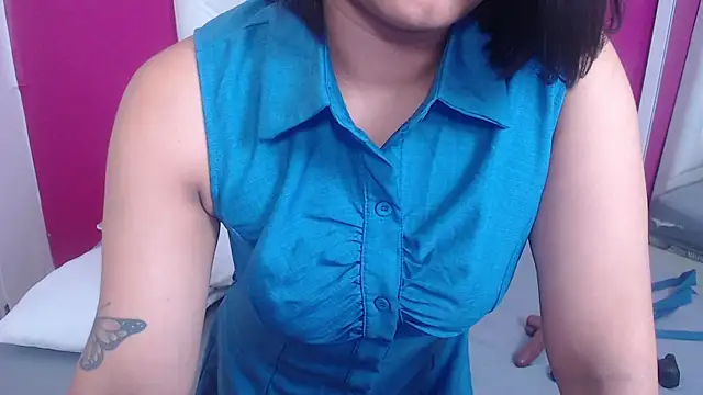 tinyy whore18 online show from 02.10.26