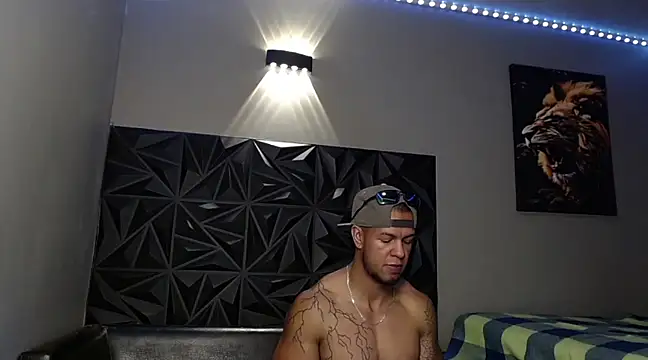 Snapshot of Jacob_Beckett chatting on 03.20.25 Jacob Beckett online show from 03.20.25