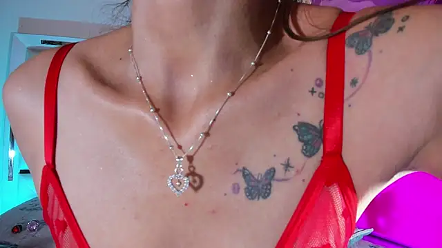 emili clark online show from 02.12.26