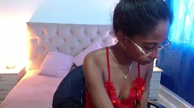 LITTLEDOLLHOT online show from 02.04.25