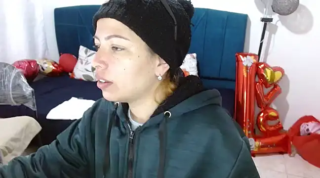 LITTLEDOLLHOT online show from 02.20.25