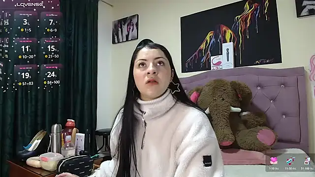 Emmie Hot online show from 01.19.26