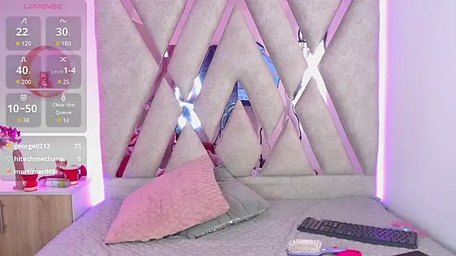 Sophia waalker  1 online show from 01.19.25