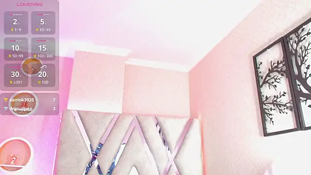 Sophia waalker  1 online show from 01.27.25