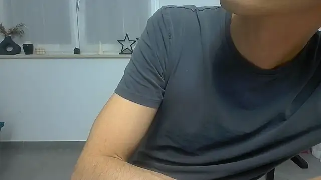 Snapshot of Masterclassyfeet chatting on 04.29.26 Masterclassyfeet online show from 04.29.26