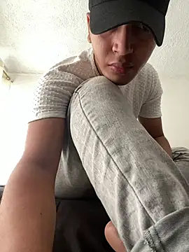 Diegosavage3 online show from 02.25.25