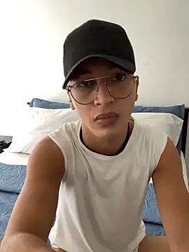 Diegosavage3 online show from 09.17.25