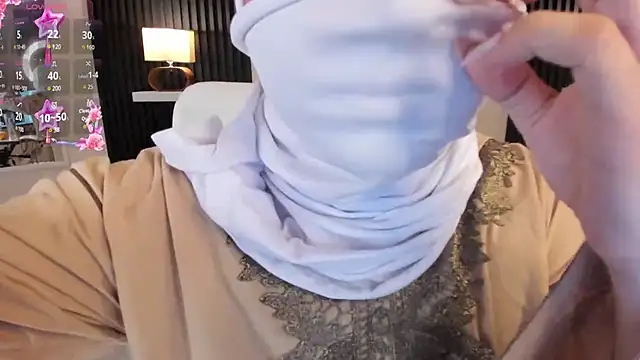 Ayha khalaf online show from 03.17.25