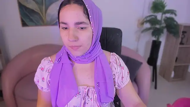 Snapshot of Ayha_khalaf chatting on 02.11.26 Ayha khalaf online show from 02.11.26