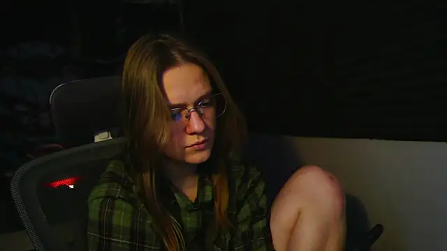 TessaSwans online show from 01.31.25