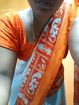 Snapshot of Vani19 chatting on 10.14.25 Vani19 online show from 10.14.25