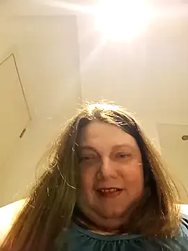 HotHornyEmmaX online show from 03.19.26