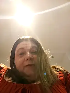 HotHornyEmmaX online show from 04.16.26