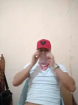 LuisMex1998 online show from 11.04.25