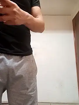 LuisMex1998 online show from 12.04.25