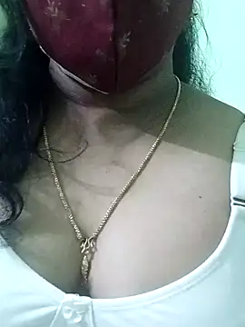 Snapshot of Tamil_Aathira chatting on 01.21.25 Tamil Aathira online show from 01.21.25