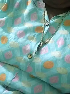 Snapshot of Tamil_Aathira chatting on 01.22.25 Tamil Aathira online show from 01.22.25