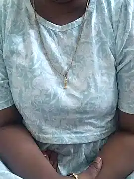 Snapshot of Tamil_Aathira chatting on 02.04.25 Tamil Aathira online show from 02.04.25