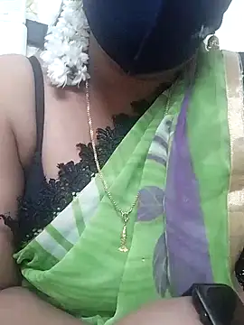 Snapshot of Tamil_Aathira chatting on 02.07.25 Tamil Aathira online show from 02.07.25