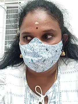 Snapshot of Tamil_Aathira chatting on 02.20.25 Tamil Aathira online show from 02.20.25