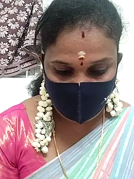 Snapshot of Tamil_Aathira chatting on 03.04.25 Tamil Aathira online show from 03.04.25