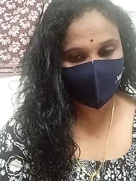 Snapshot of Tamil_Aathira chatting on 03.05.25 Tamil Aathira online show from 03.05.25