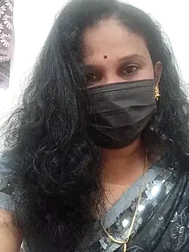 Snapshot of Tamil_Aathira chatting on 03.07.25 Tamil Aathira online show from 03.07.25