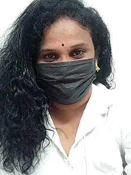 Snapshot of Tamil_Aathira chatting on 03.14.25 Tamil Aathira online show from 03.14.25