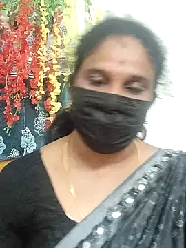 Snapshot of Tamil_Aathira chatting on 09.09.25 Tamil Aathira online show from 09.09.25