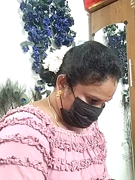 Snapshot of Tamil_Aathira chatting on 09.12.25 Tamil Aathira online show from 09.12.25