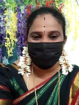 Snapshot of Tamil_Aathira chatting on 09.14.25 Tamil Aathira online show from 09.14.25