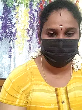 Snapshot of Tamil_Aathira chatting on 09.18.25 Tamil Aathira online show from 09.18.25