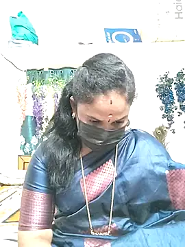 Snapshot of Tamil_Aathira chatting on 11.01.25 Tamil Aathira online show from 11.01.25